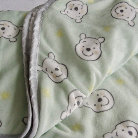 Disney Winnie the Pooh Green Baby Blanket Smiling Bear Soft Cuddly Plush Fleece